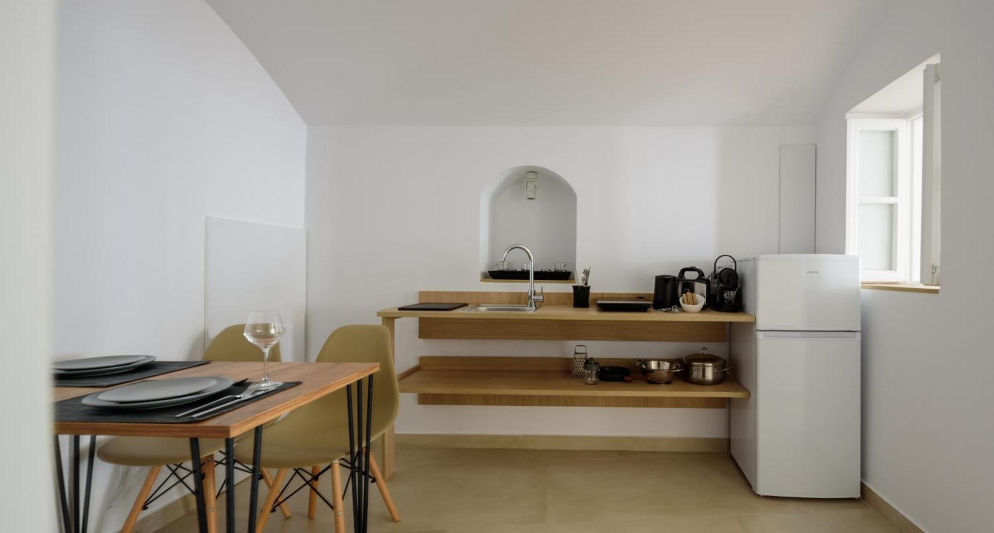 סנטוריני Anemos Family Suites מראה חיצוני תמונה