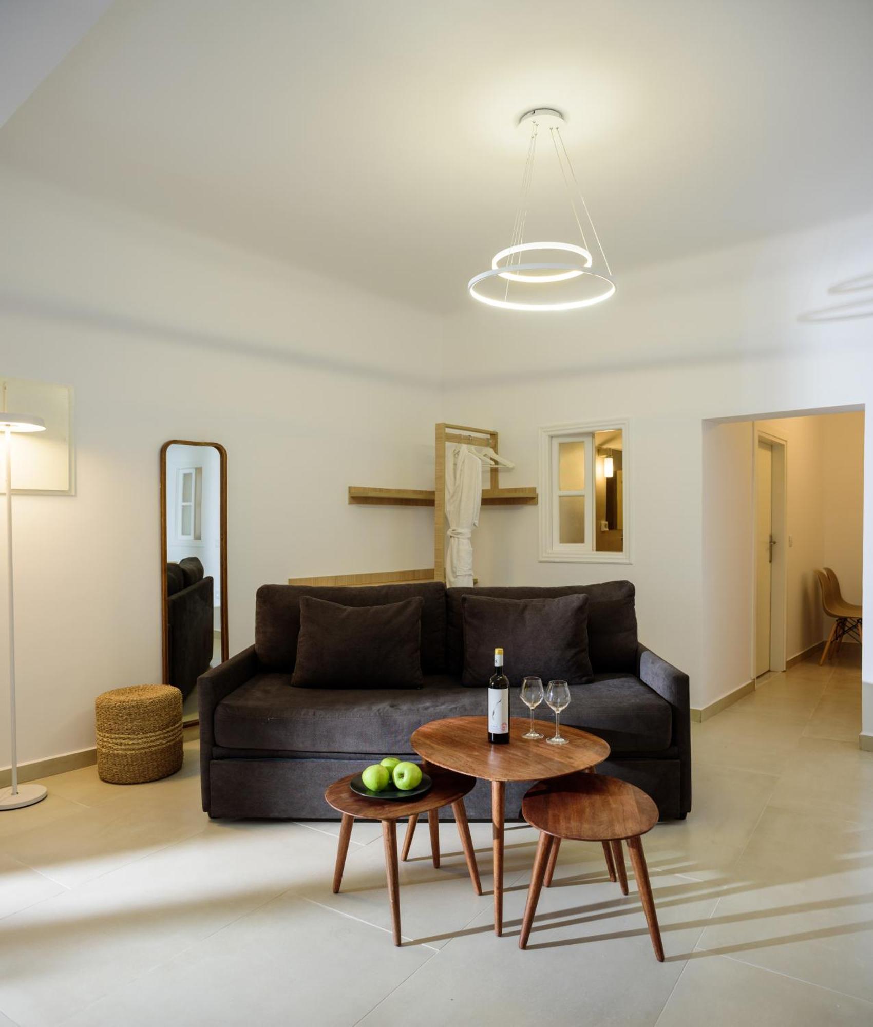 סנטוריני Anemos Family Suites מראה חיצוני תמונה